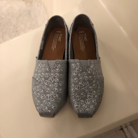 Toms Shoes - Women’s Toms